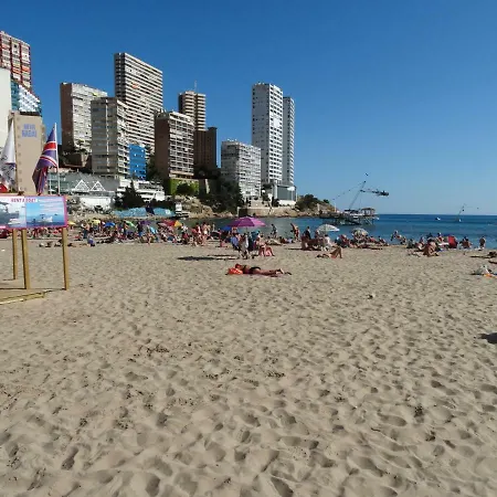 2 Bedrooms, 250m Levante Beach * Benidorm
